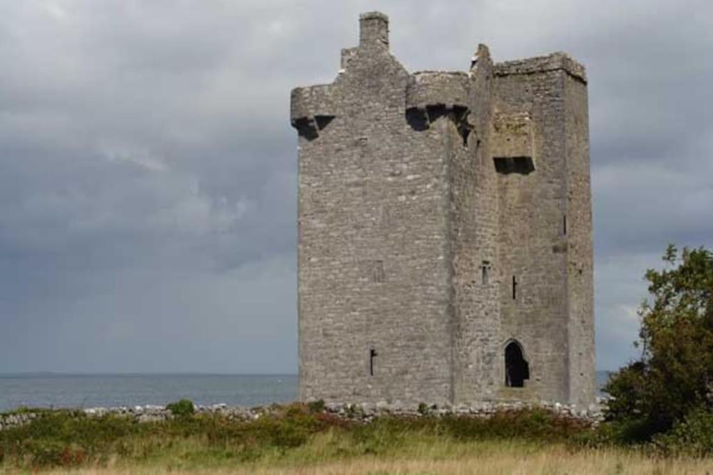 Into The Burren Hotel Murroogh Exterior foto